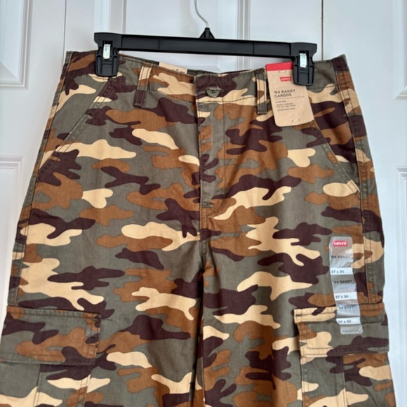 Camouflage Cargo Pants - Picture 4 of 6